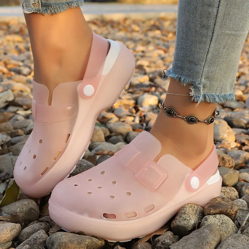 

New Comfortable and Lightweight Baotou Cool Slippers Round Toe Breathable Soft Sole Non-slip Flat Shoes