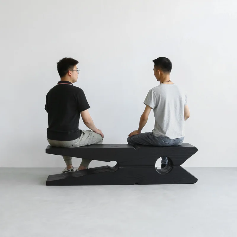 Log carbonized solid wood bench wabi black B & B retro wooden pier clothing store shoe changing stool