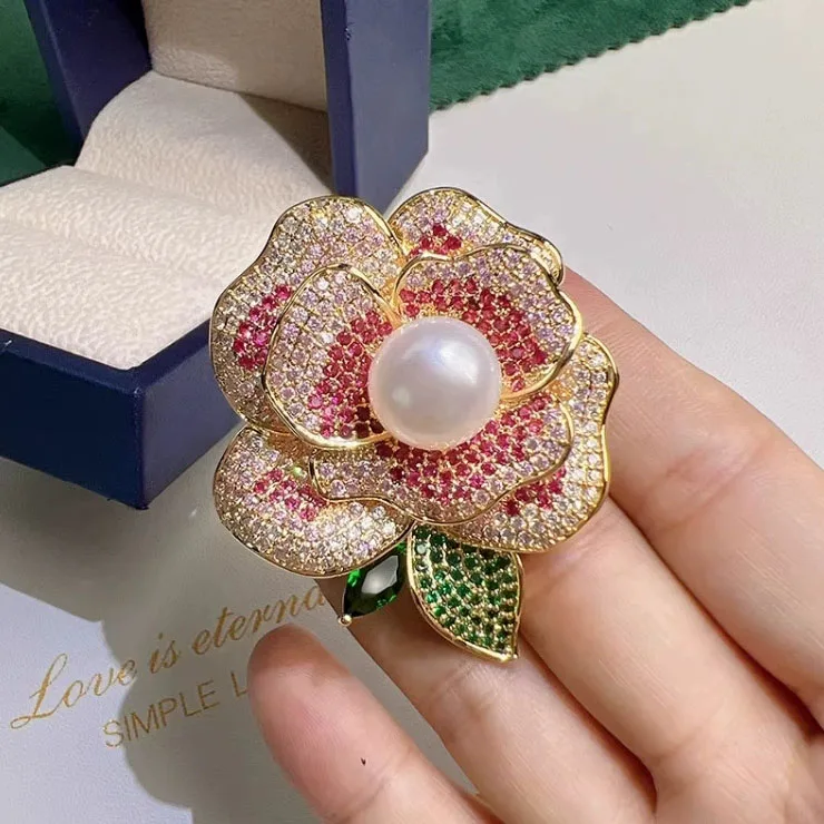 Trendy New Flowers Women Broocht Elegant Crystal Pearl Pins Fashion Female Party Coat Dress Scarf Accessories Yetwelry Gift