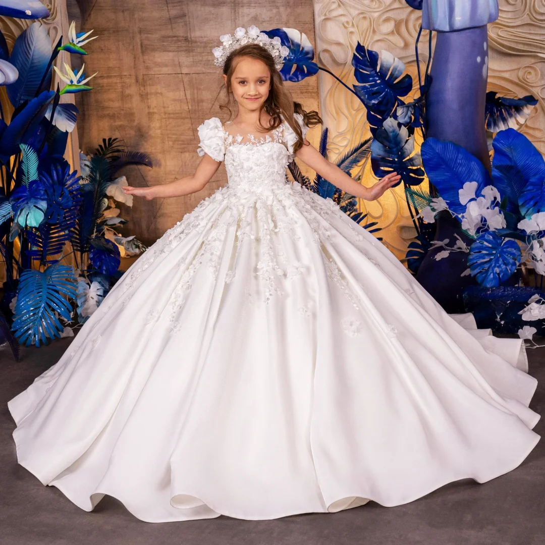 Maßgeschneiderte Blumenmädchenkleider aus weißem Satin mit Blumenapplikationen, kurzen Ärmeln für Hochzeit, Geburtstag, Party, Abschlussball, Bankett, Prinzessinnenkleid
