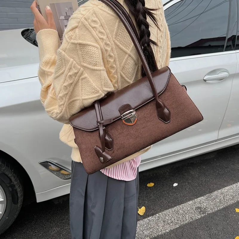 

Popular Classic Vintage Style Women's Shoulder Bag High-End Minimalist Large Capacity Diaper Bag Trendy Design Paris Fashion