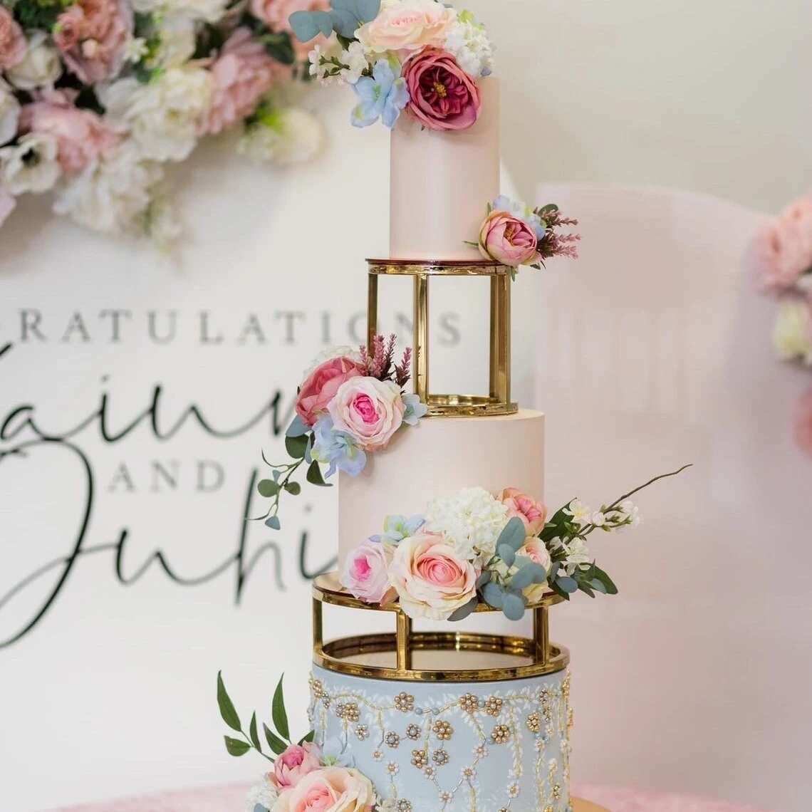Goldene Hochzeitstorte steht Zylinder Valentinstag Geburtstag Kuchen Dekoration – Detail 16