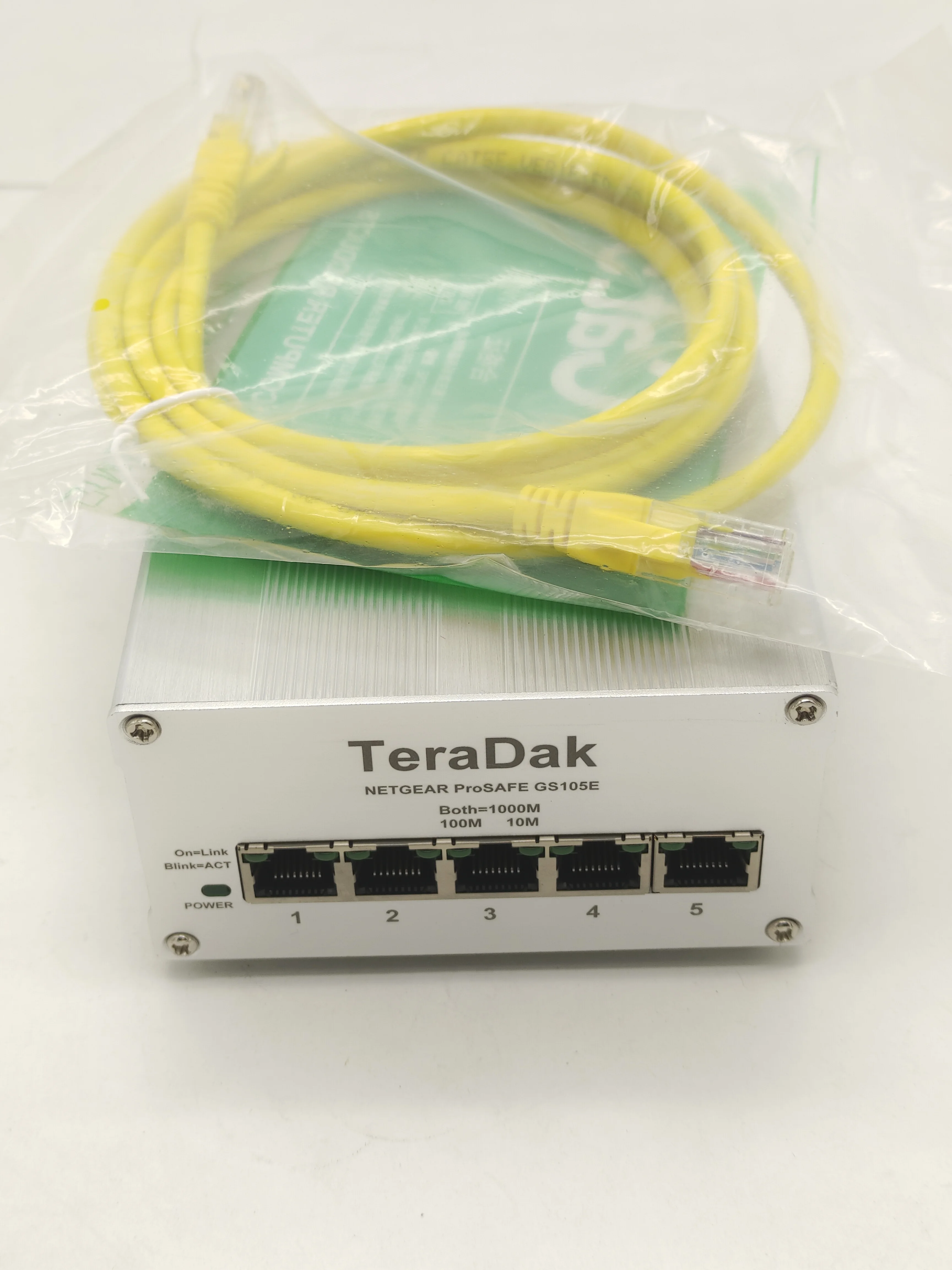 TeraDak  Netgear GS105E 5-port 1000M Gigabit network management switch magic upgrade upgrade OCXO crystal oscillator