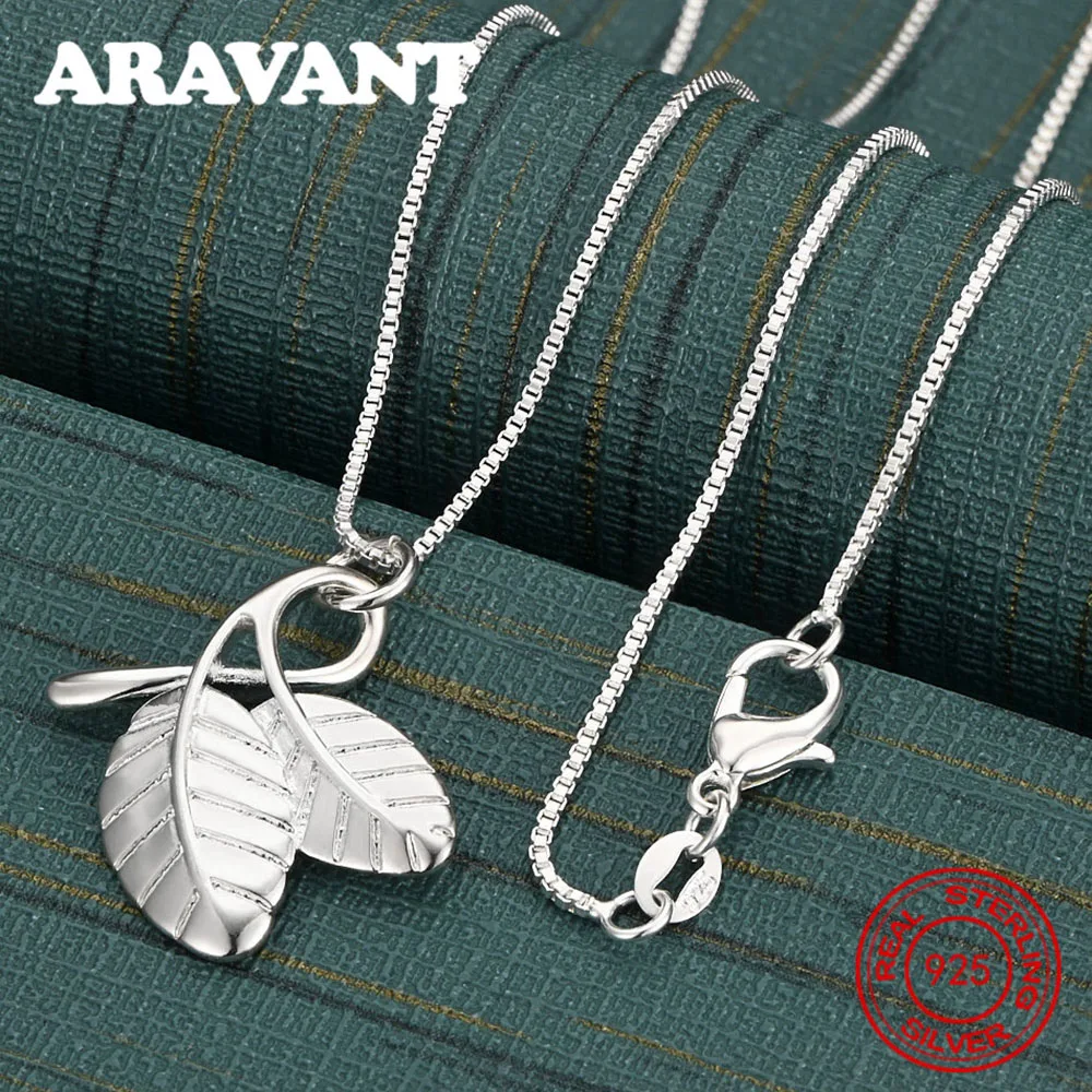 

925 Sterling Silver Double Leaf Pendant Necklace - Everyday Accessory For Women - Simple And Elegant Jewelry