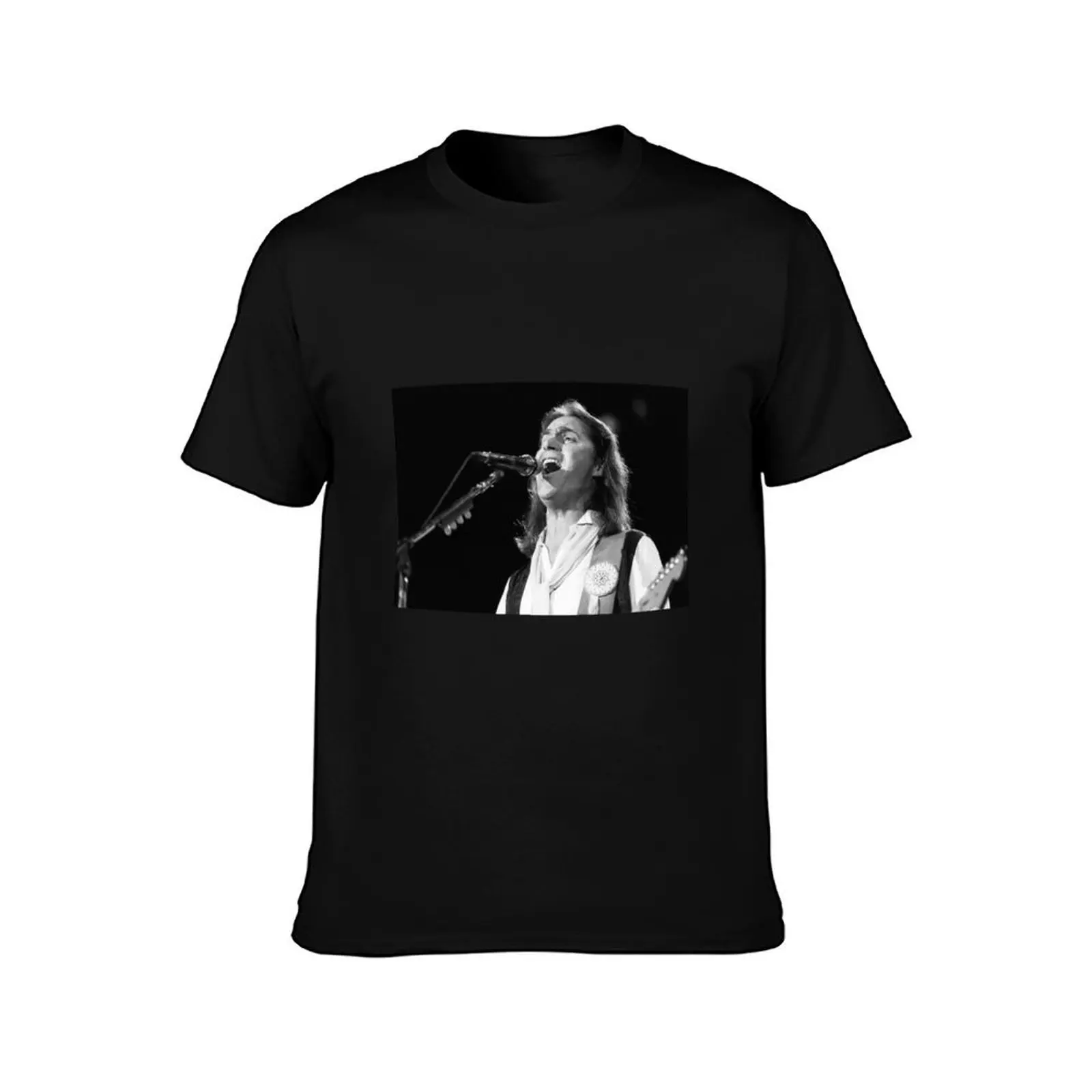 Dan Fogelberg - BW Photograph T-Shirt Plus Size Summer Casual T-Shirt