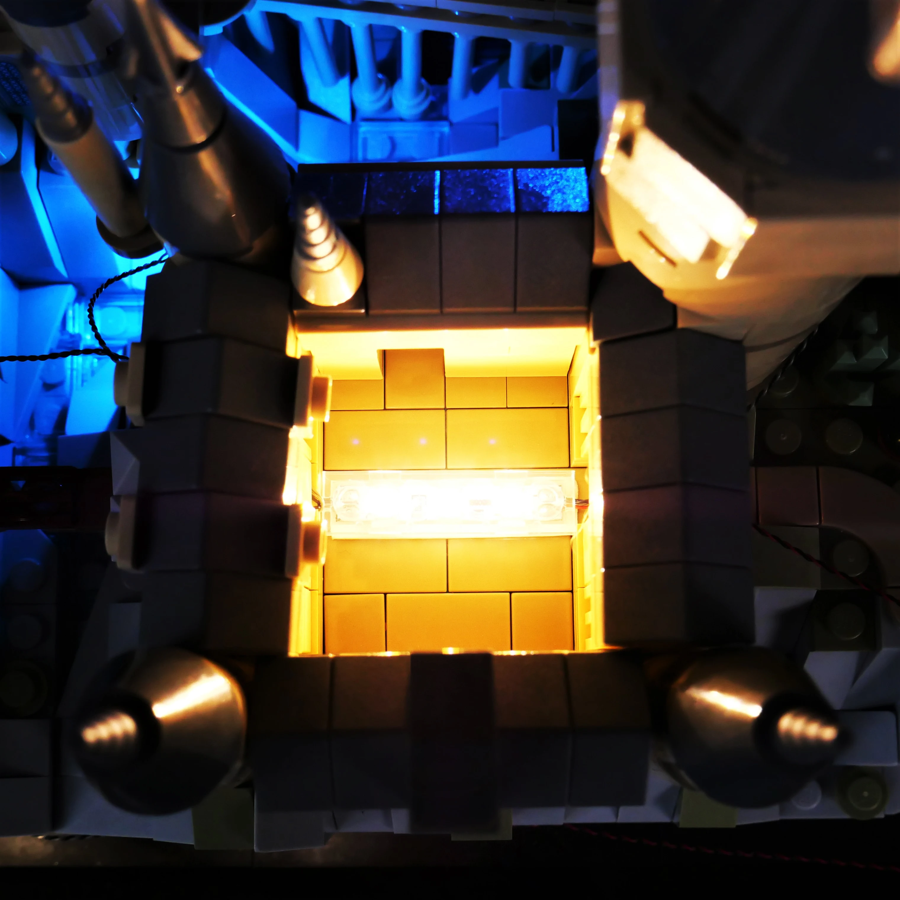 Zestaw DIY LED do samodzielnego montażu, kompatybilny z modelami klocków konstrukcyjnych 76419 Magiczny Dziedziniec Szkoły, zdalnie sterowany kreatywny zestaw oświetleniowy.