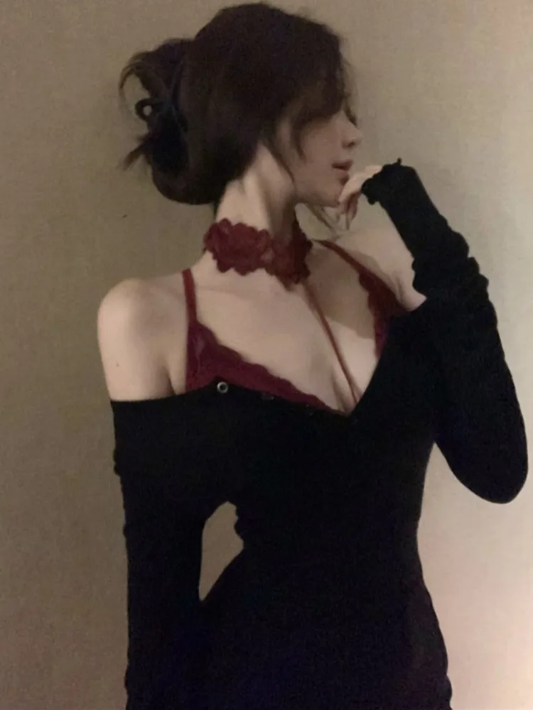 

Sexy Lace Halter Vest Women's Layered Two-Piece Set Long Sleeve Slim Fit Base Shirt Top Outerwear Irregular Korean Style Comm...
