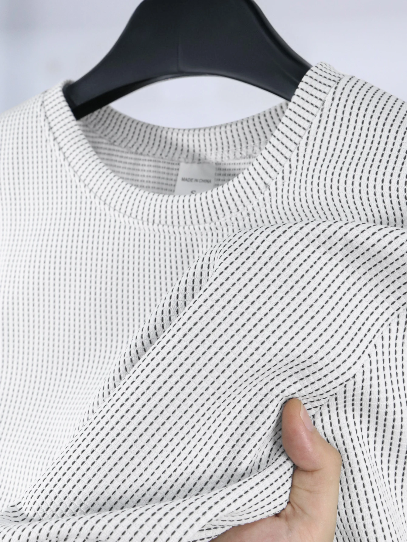 

GELITAYIN New Summer Waffle Casual Sports Comfortable Breathable Grid Round Neck Short Sleeved T-shirt For Men's Short Sleeved T