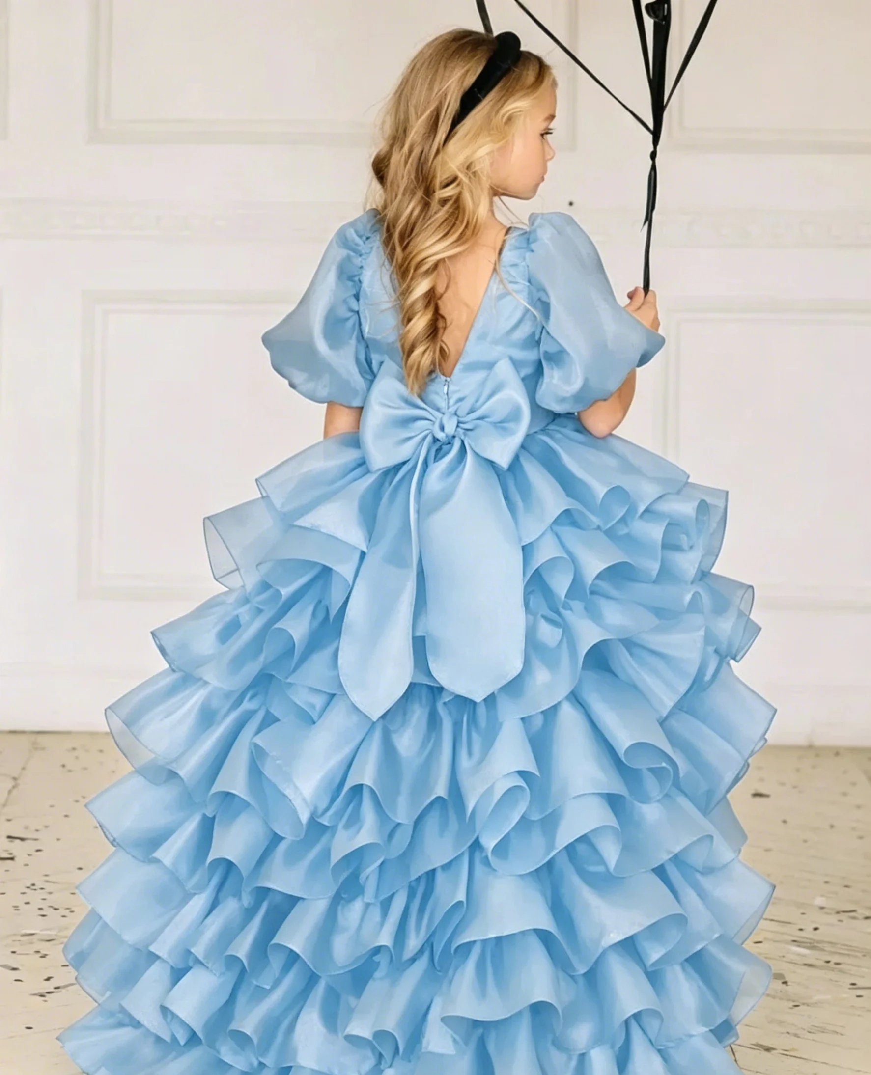 

Princess Satin Customized Flower Girl Dress For Wedding with Bow Puffy Tiered Kids Birthday Party First Communion Gown