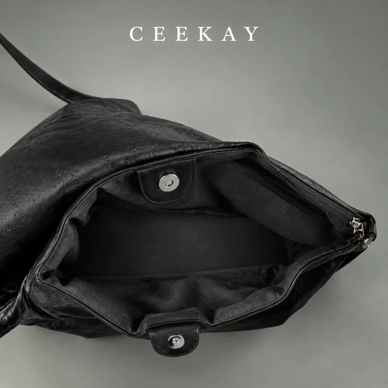 CEEKAY Hobo-Tasche aus Leder mit Bärenanhänger, geflochtenen Details, Tragegriff, vielseitig einsetzbar, ideal für den täglichen Gebrauch, lässig, große Kapazität. – Detail 2