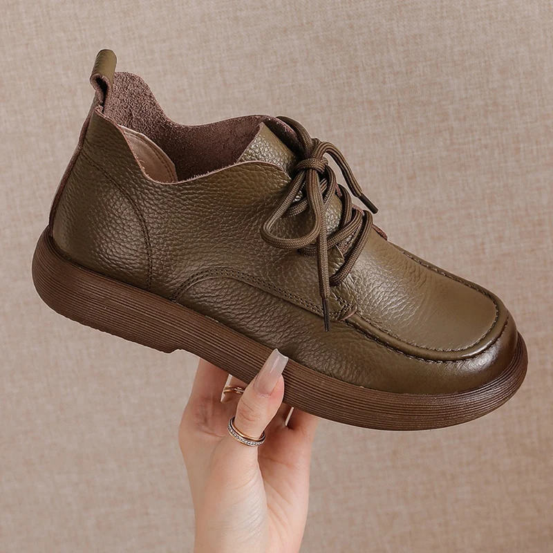 2026 Soft Mother Shoes Flat Comfortable Genuine Leather Shoes Women Ankle Boots Retro Ladies Fashion Boots Cow Leather D606