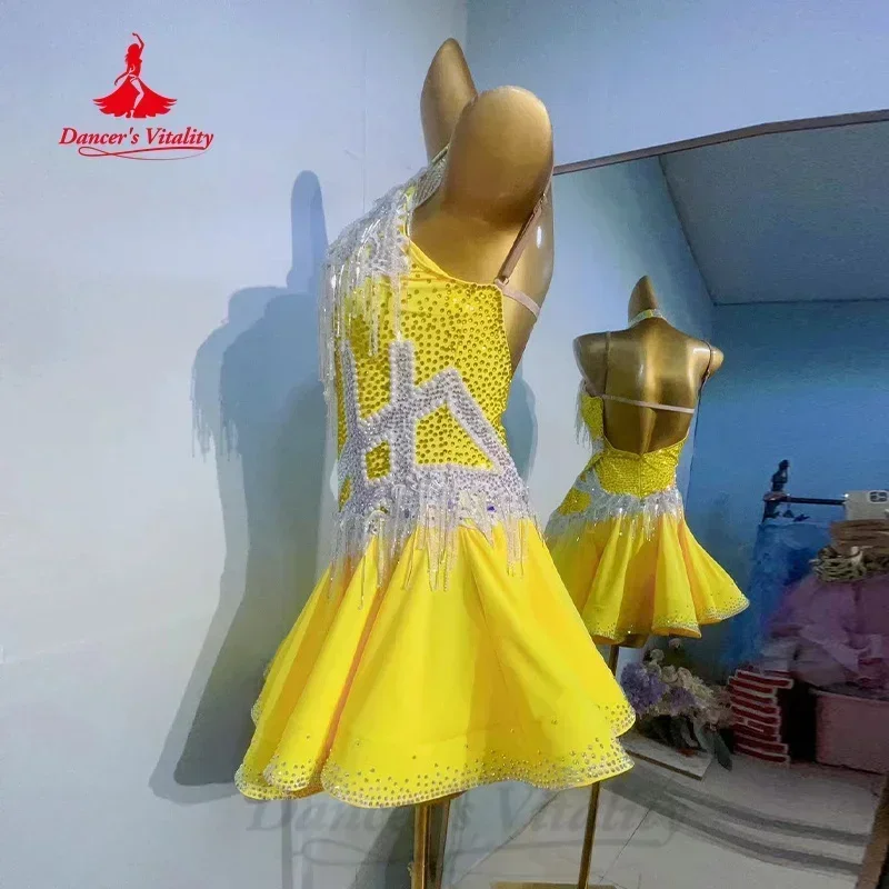 Abiti da spettacolo di danza latina abito personalizzato con nappe di diamanti di fascia alta per adulti e bambini Rumba Samba Competition Outfit