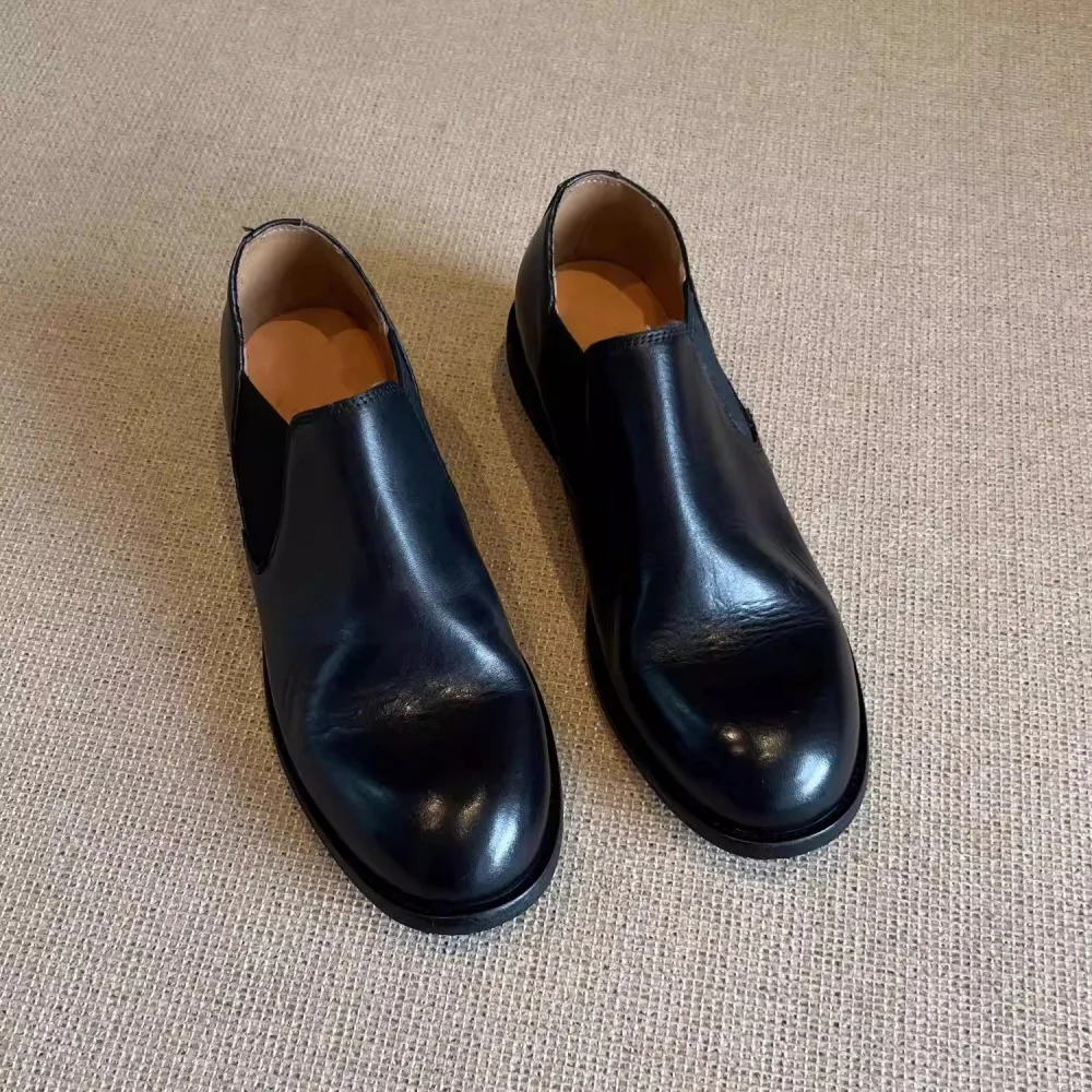 

Retro Round Toe Leather Shoes for Men and Women British Casual Derby Shoes Comfortable Flat Bottomed Chelsea Single Shoes