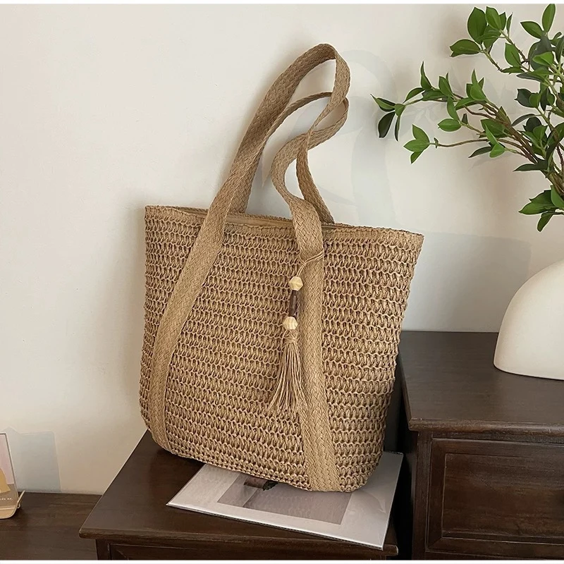 

Natural Straw Woven Wooden Bead Tassel Decorative Shoulder Bag Retro Large Capacity Top Tote Bag Casual Holiday Beach Bag New
