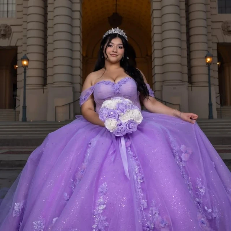 

Блестящие фиолетовые платья Quinceanera по индивидуальному заказу с аппликацией на плечах, 3D цветок, кружевной бант, длинный хвост, Vestido 15, Quinceanera