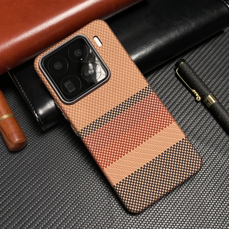 

Чехол MagSafe с магнитной текстурой углеродного волокна для Xiaomi Mi 15Pro Mi 15, ультрасплавный объектив, матовый жесткий чехол с беспроводной зарядкой