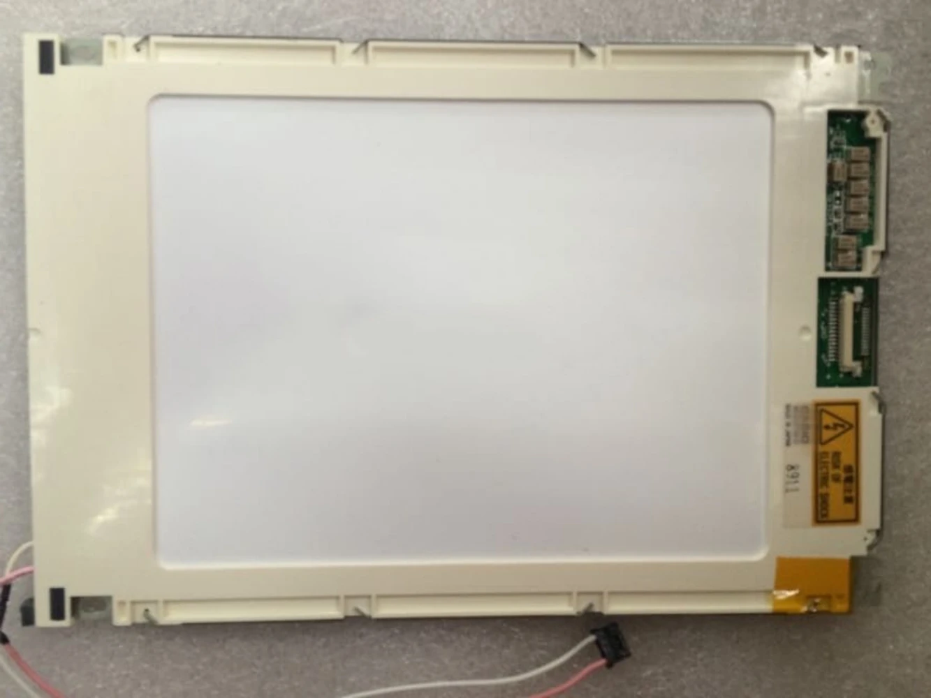 MD820TT00-C1 LCD display screen