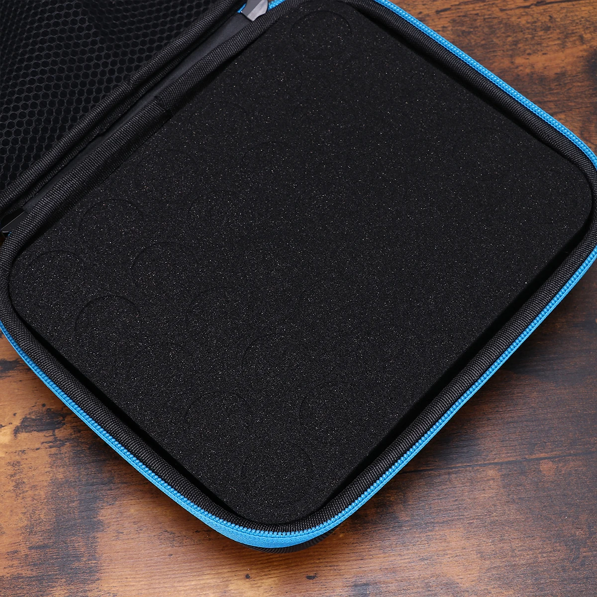 

1pc Essential Oil Bag 15ml Bottle Portable Makeup Travel Home Use Durable Material Practical Display Solution Toiletry