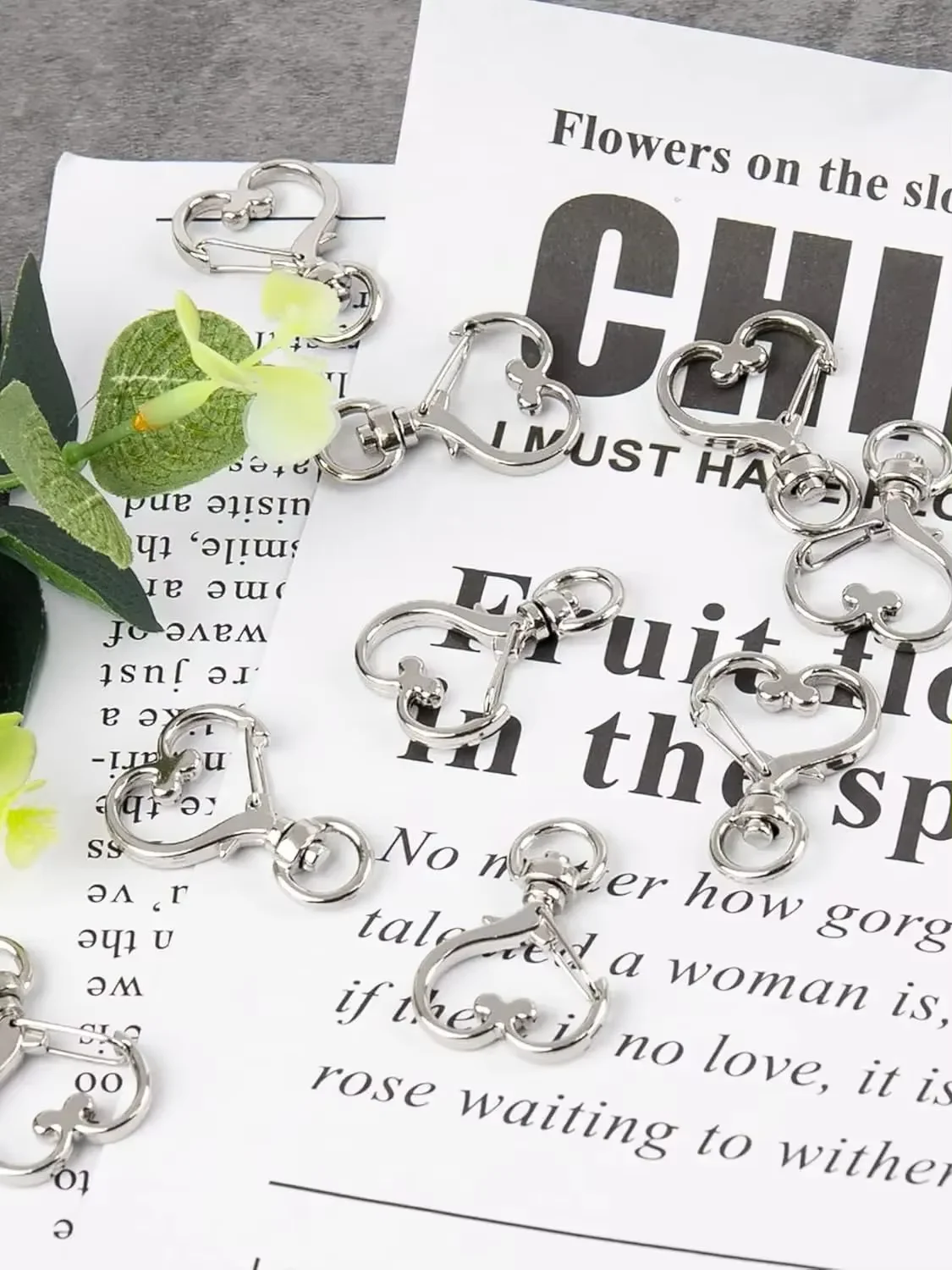 20/40/60 Stück herzförmige drehbare Karabinerhaken mit Schlüsselring, Metall-Schlüsselanhänger, geeignet für Schlüsselanhänger, Lanyards, Charms, Schmuck, DIY-Handwerk – Detail 3