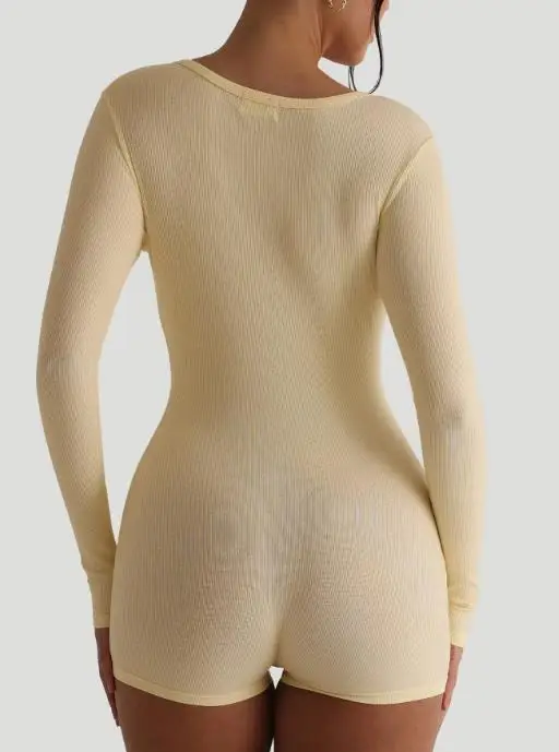 Tuta da donna 2025 Autunno e Inverno Nuova Moda Casual Sexy Yoga Fitness Pantaloni corti a maniche lunghe Tuta Abbigliamento donna