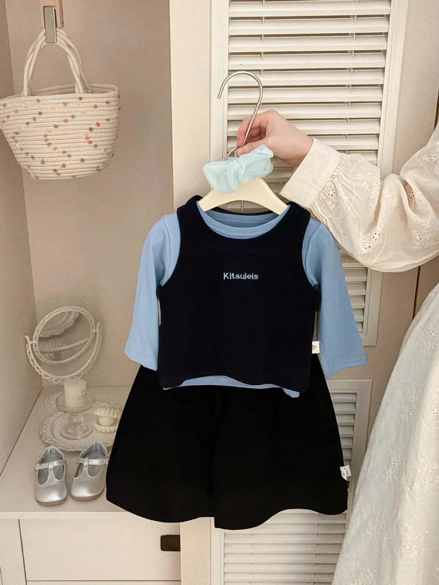 2026 Autumn New Girls Long Sleeve T Shirts + Vest 2pcs Suit Baby Girl Letter Embroidery Bottoming Shirts Cotton Toddler Clothes