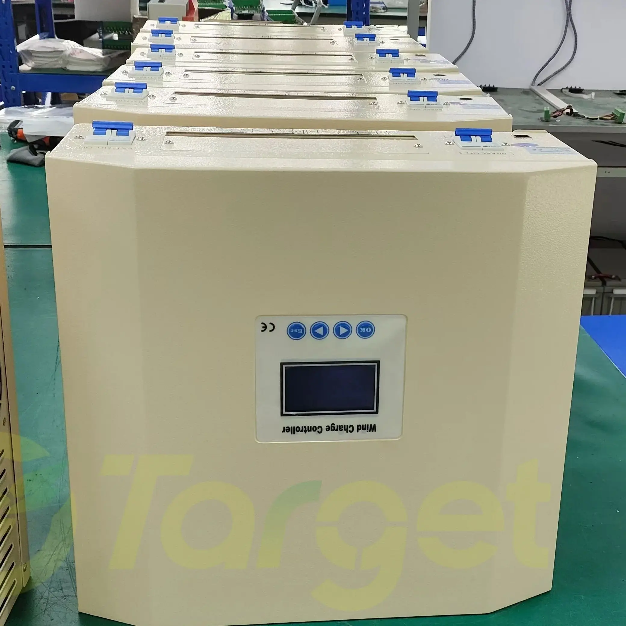 جهاز التحكم بالشحن الهجين 3000 واط 10000 واط 20KW 25KW 60 فولت 230 فولت 120 فولت لوحة طاقة شمسية مولد الرياح منظم للنظام المنزلي Lifepo4