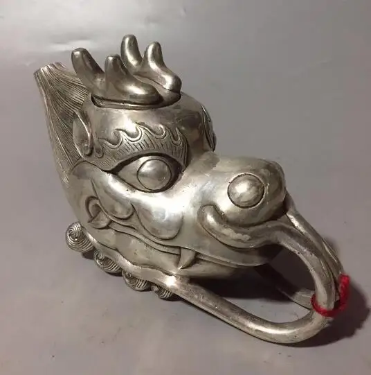 

Collection Tibet Silver Carving Zodiac Animal Dragon Teapot Water Pot Wine Pot Copper Pot Animal Statue Household Decoration