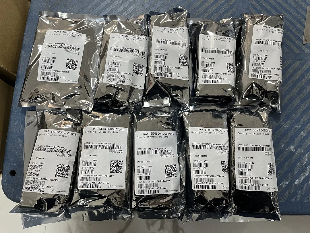 AC08006 Original Blank PCF7939MA (TP39) Carbon Transponder Chip 4A Hitag AES For Duster Logan Sandero Qashqai Micra 2012+