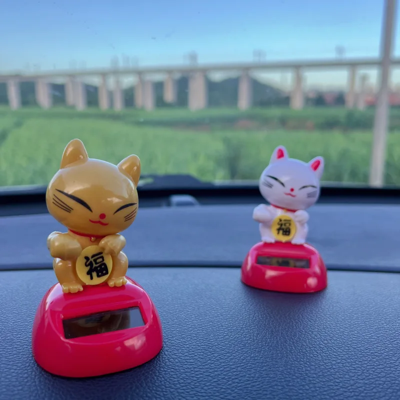 Креативная солнечная игрушка Fortune Cat, милый кот, украшение центральной консоли автомобиля, мультяшное аниме, животные, ручка-качалка, офисные украшения