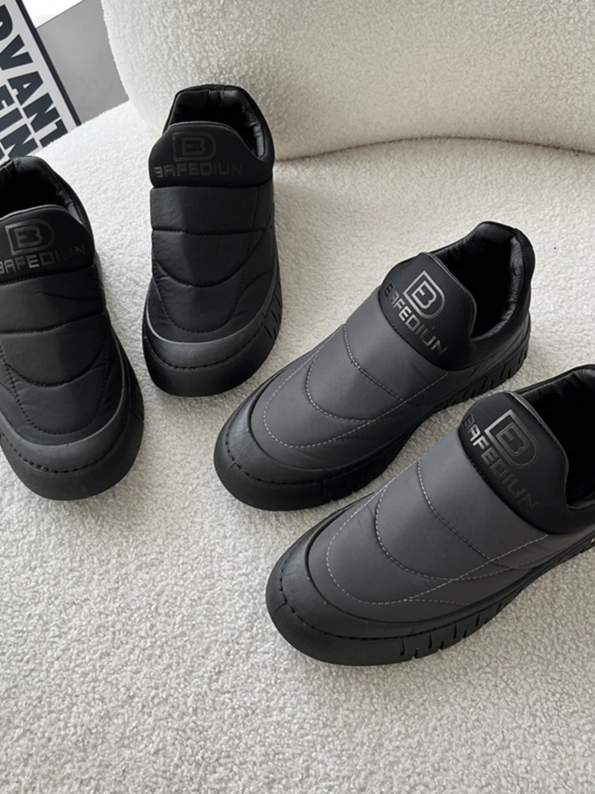 

Thickened Fleece Winter Outdoor Men's Slip-On Sports Shoes Warm Casual Fashion round Toe Flat Heel Rubber Outsole Mixed Material