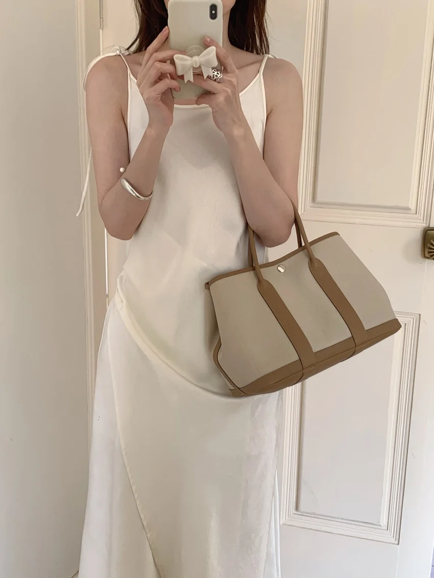 الغريبة كيتي فستان زفاف طويل أنيق شارع العليا الصيف بلا أكمام 2025 جديد سليم الساتان شيك لطيف Mujer الصلبة إغلاق الخصر