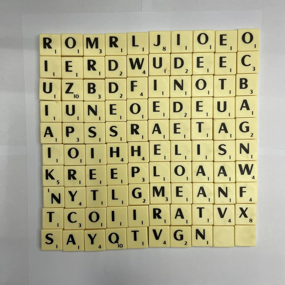 Game accessories include 100 letter blocks and 4 green plastic game stands game Instant Word Board Game accessories