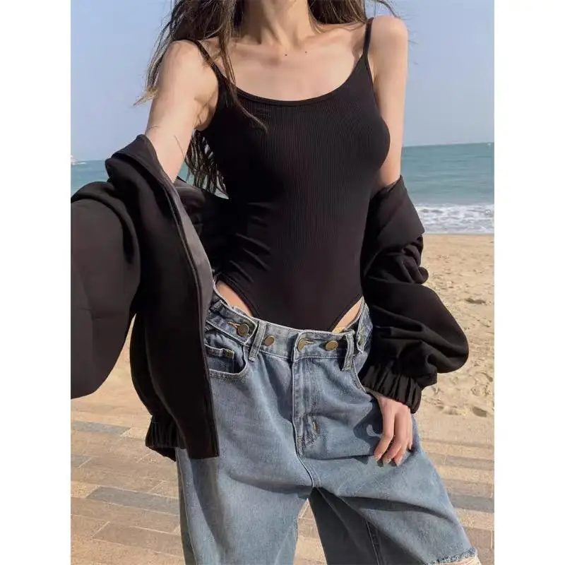 Gorąca Pikantna Dziewczyna Odkryte Plecy Top na Ramiączkach Obcisłe Body Damskie Bez Rękawów Bez Pleców Bodycon Cienkie Ramiączka Damska Modna Czerwona Kamizelka 2025