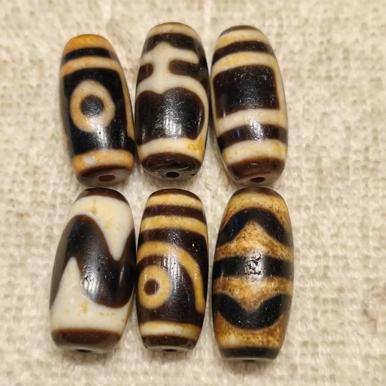 

Ya Huang Tai Gong Permeation Calcification Horseshoe Pattern Weathering Agate Celestial Pearl Necklace Pendant Diy Accessories D