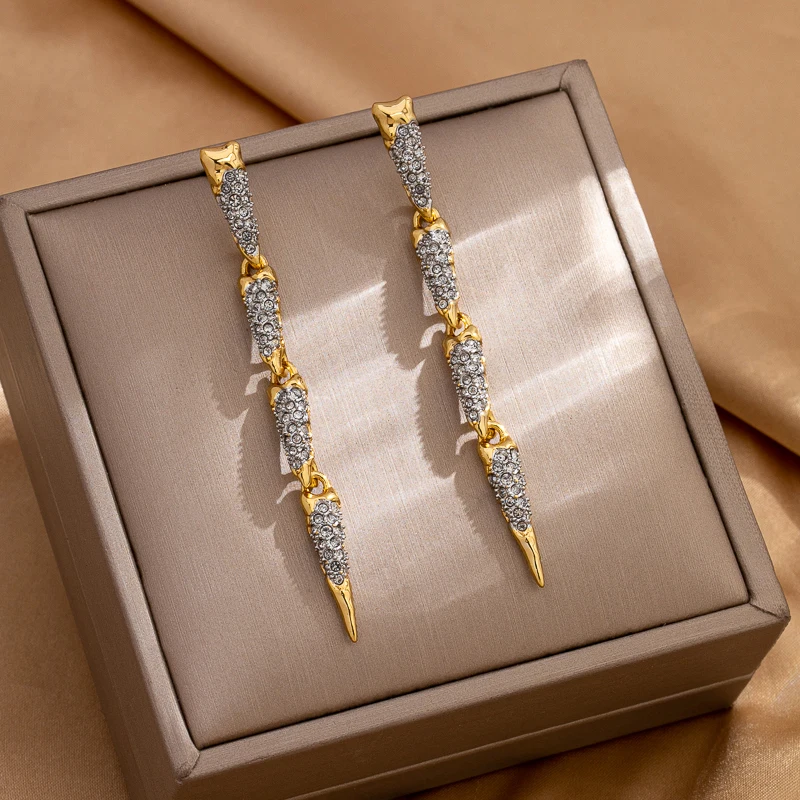 Original design by European and American designers, AB Pure Original exclusive premium gold and silver color-matched irregular c
