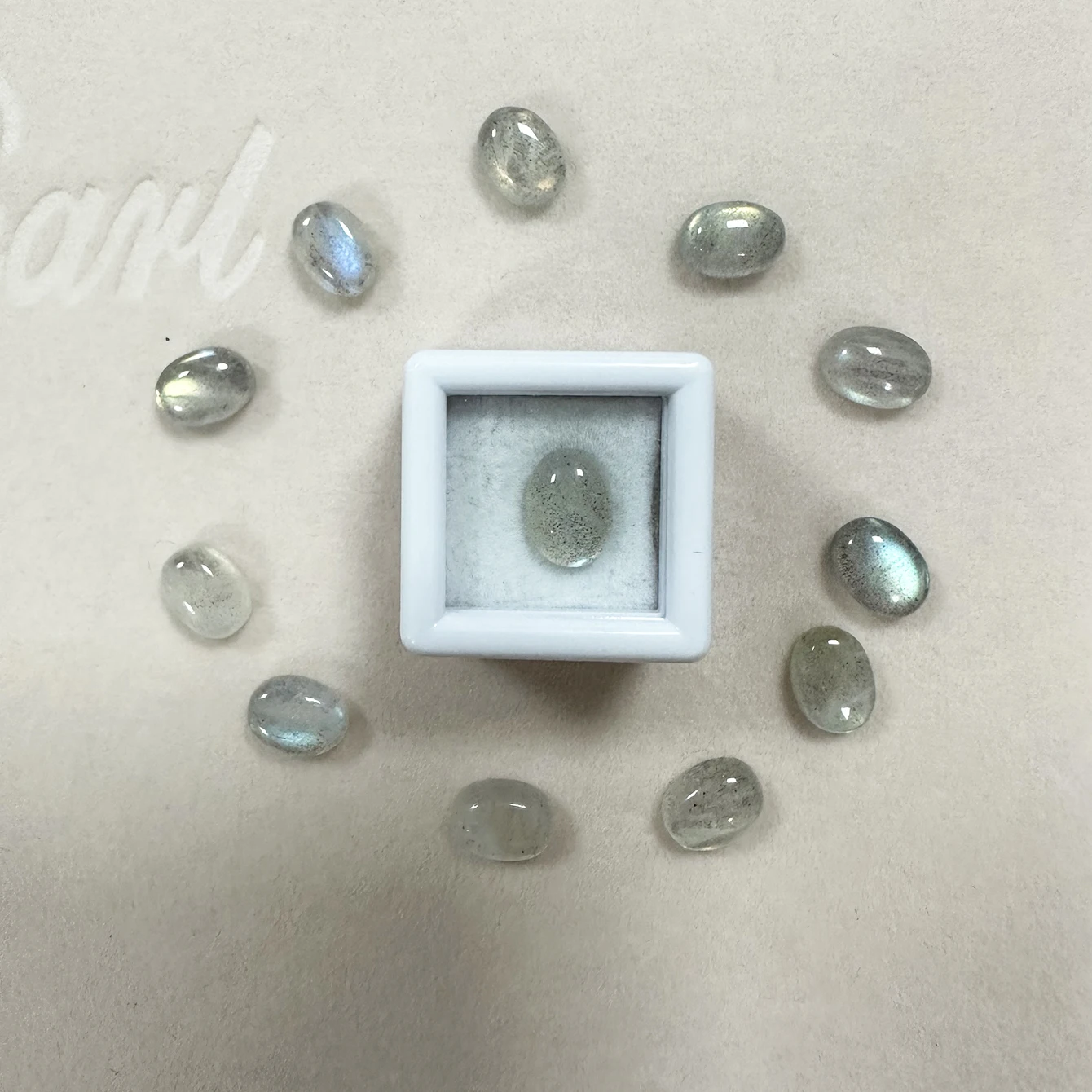 Venta al por mayor de fábrica, piedra Natural suelta ovalada 7*5/8*6/9*7/10*8, piedra lunar para anillo, pendiente, collar, colgantes, accesorios de joyería DIY