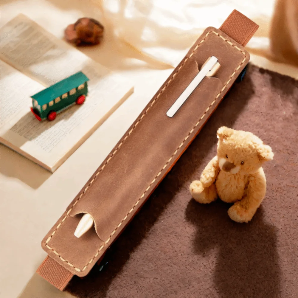 Top Leather Leather Pencil Bag Elastic Band Protective Cover Portable Pen Pouch Premium Vintage Pen Case Holder Gift Giving