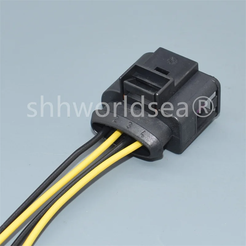 1PCS 4 Pin 3.5 series Female Automotive Electrical Wiring Connector 4D0 971 994 4D0971994 For VW Audi