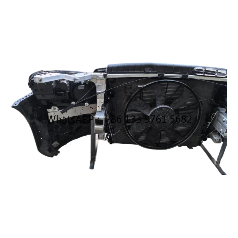 EクラスW213向け高品質、低価格で売れ行き好調。 W238 新型フロントバンパーアセンブリ（ラジエーター、ヘッドライト付き）