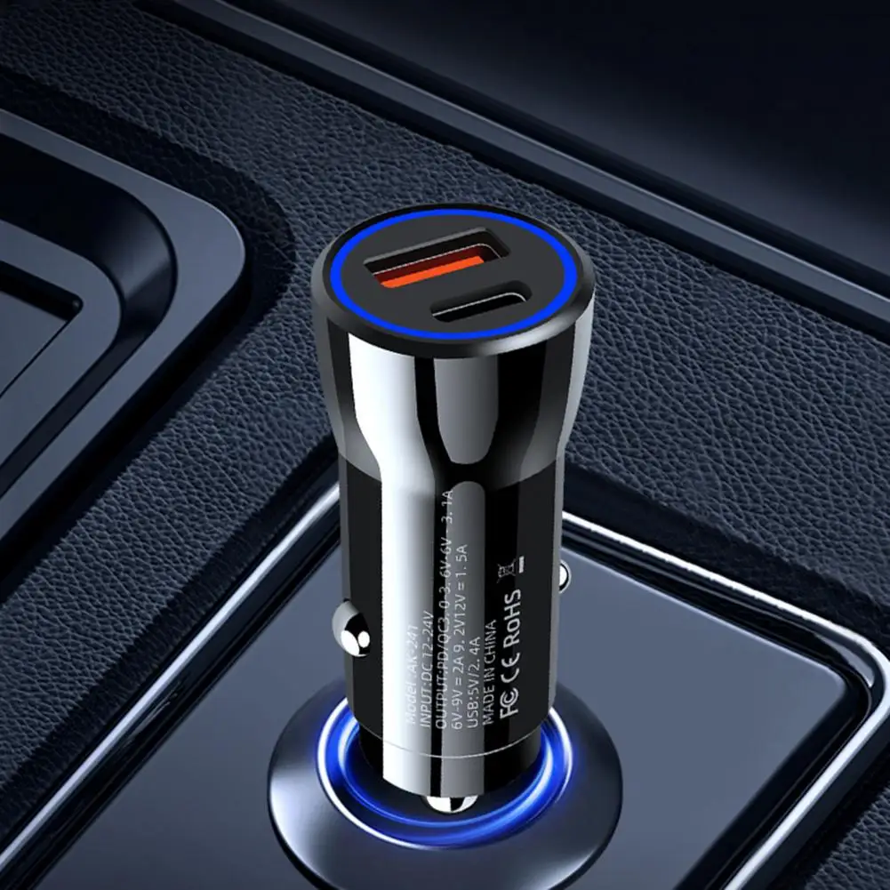 شاحن سيارة محمول USB شاحن سيارة حجم صغير عالمي Pd20w شحن سريع محول شاحن سيارة مع حماية من الحمل الزائد