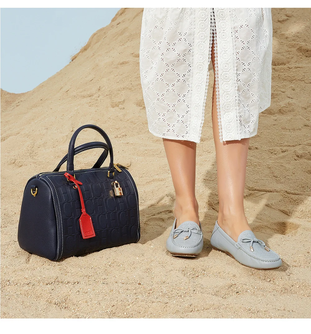 حقيبة حمل بتفاصيل قفل على الطراز العتيق، حقيبة يد ذات سعة كبيرة مستوحاة من المصمم للنساء، حقيبة كتف يومية واسعة #4