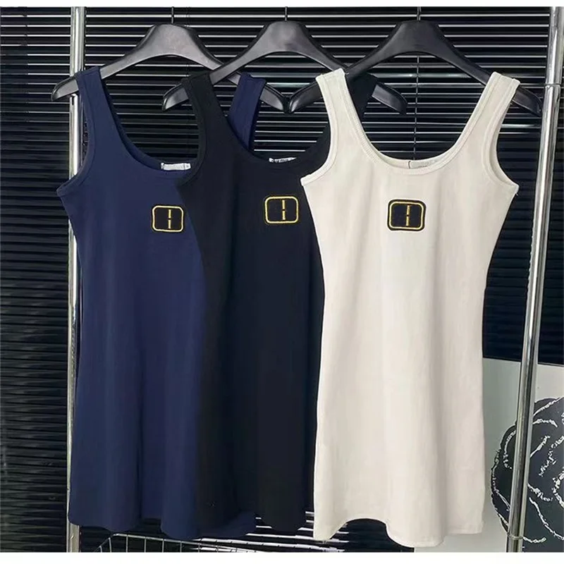 

Summer Ladies Commuter Embroidered Vest Dress Classic Age-reducing U-neck Sleeveless T-shirt Dress