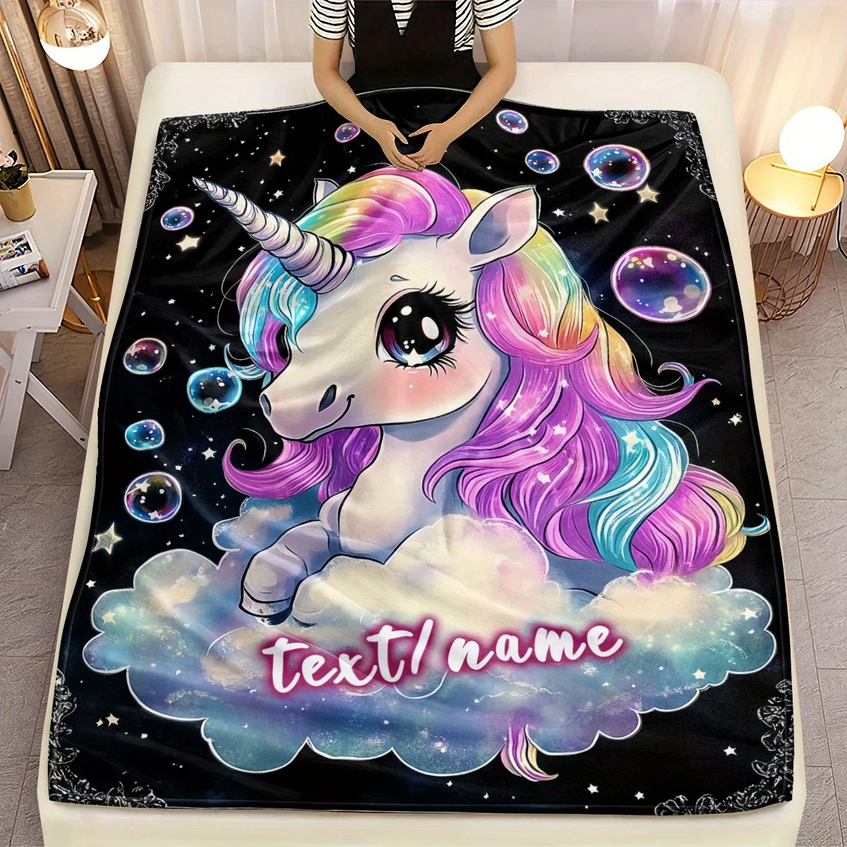 Nombre personalizado: manta de unicornio de ensueño con parabolas de franela suaves y livianas, con un unicornio arcoíris caprichoso