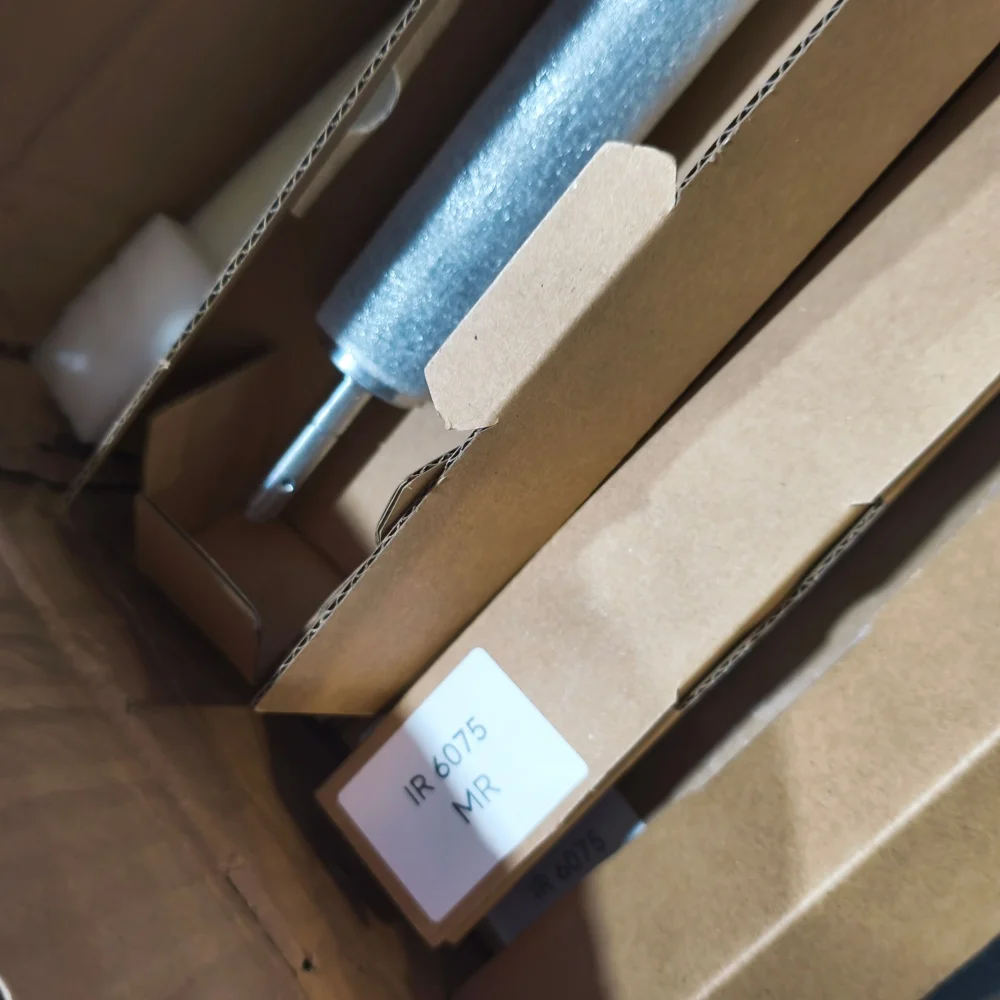 

1pc Developing Magnetic Roller For Use in Canon IR 6055 6065 6075 6255 6265 6275 6555i 6565i 6575i 8105 8095 8085 FM4-5438-010