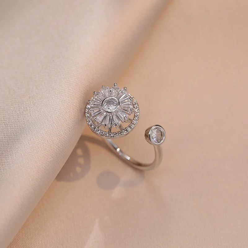 You Are My Sunshine Sunflower Spinner Ring Rotate Anti Stress Anxiety Ring Women CZ Crystal Flower Open Rings Couple Gifts