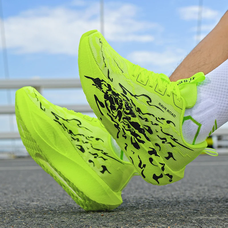 

Fluorescent Parent-Child Style Soft Sole Sports Running Shoes Explosive Performance Carbon Board Comfortable for Daily Run