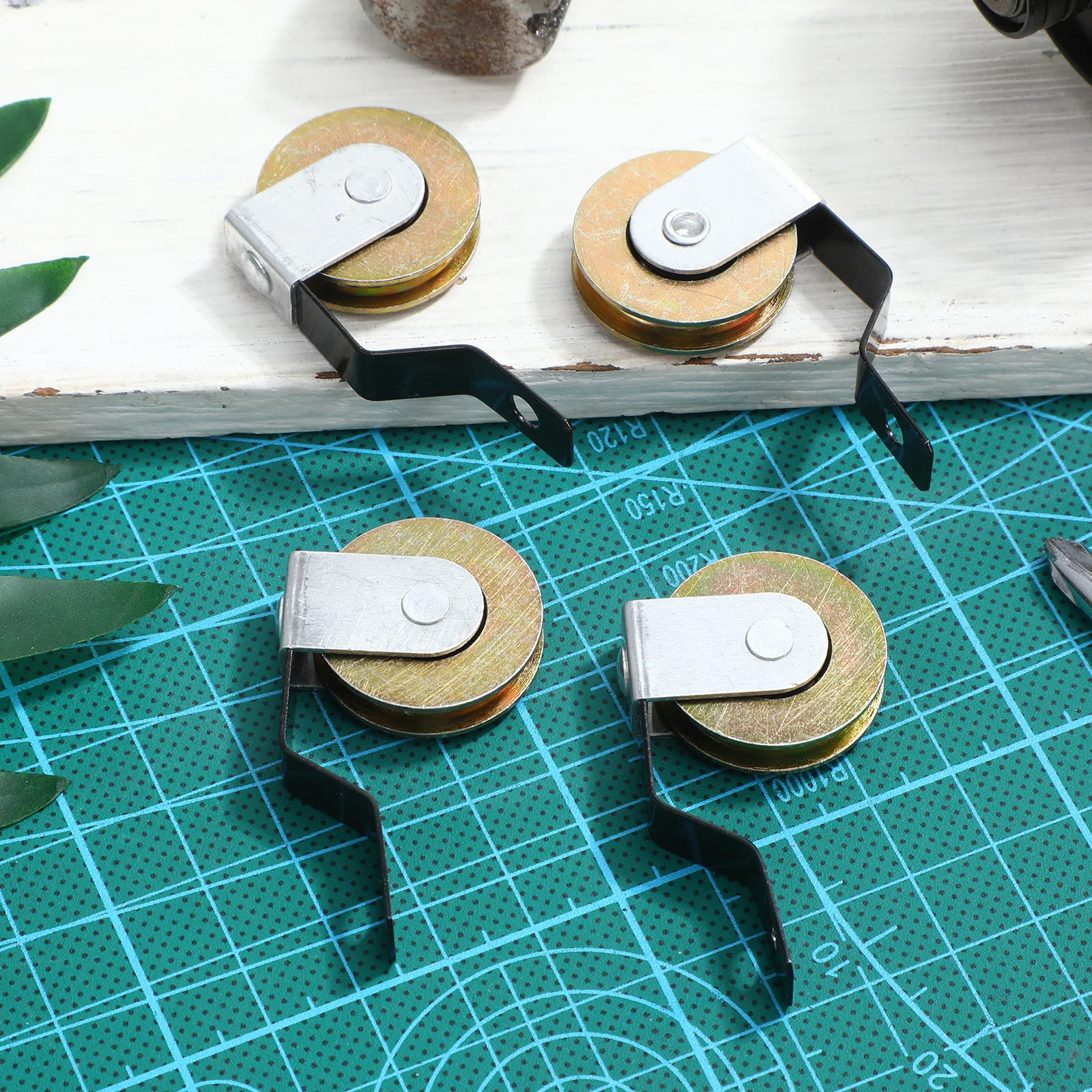 

4Pcs Sliding Door Rollers Screen Door Wheels Replacement Manganese Steel High Load Capacity Quiet Bearings Window