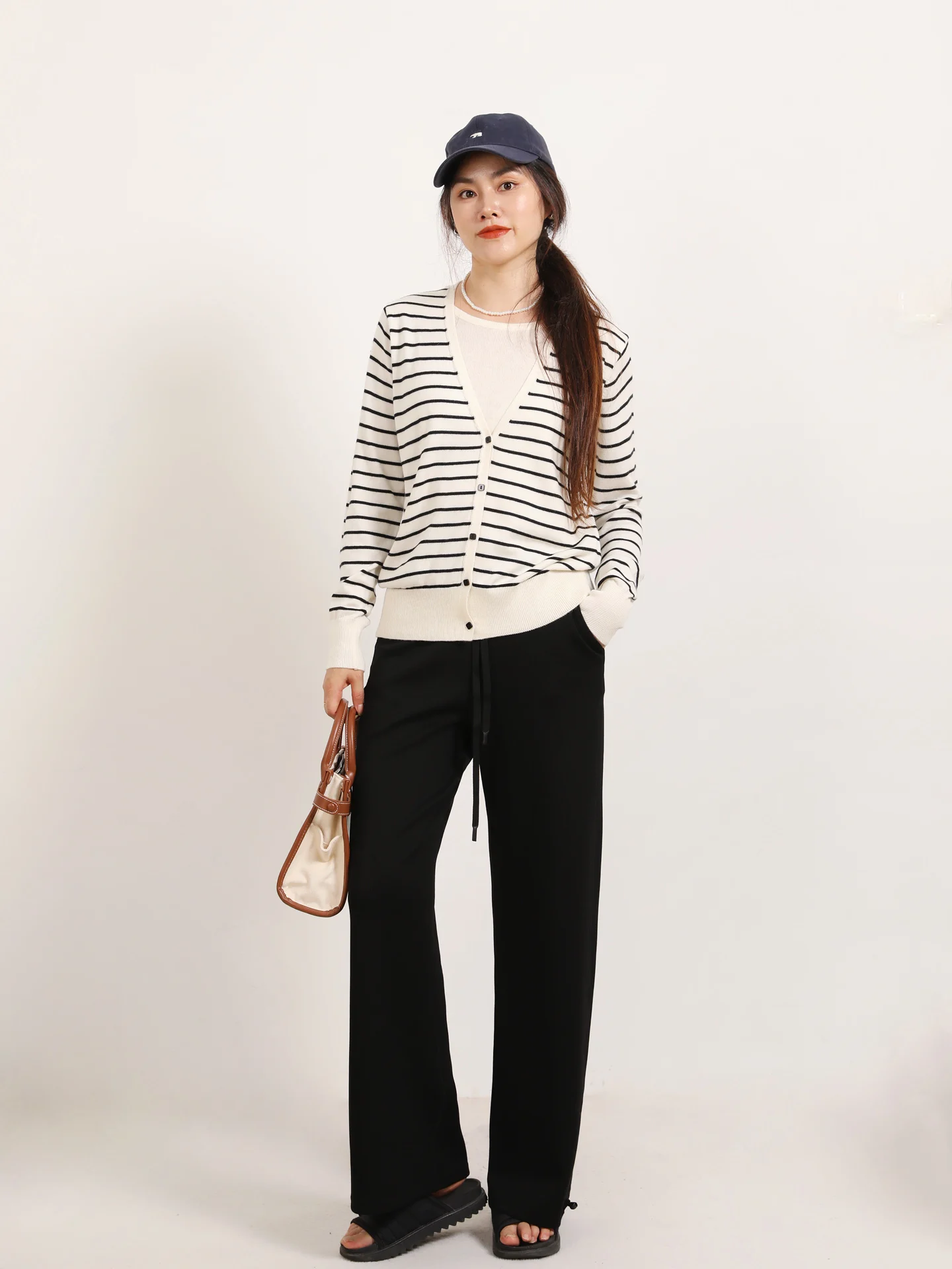 

Женские прямые брюки Lu Version: удобные, универсальные, с высокой талией, спортивные, повседневные, комфортные.