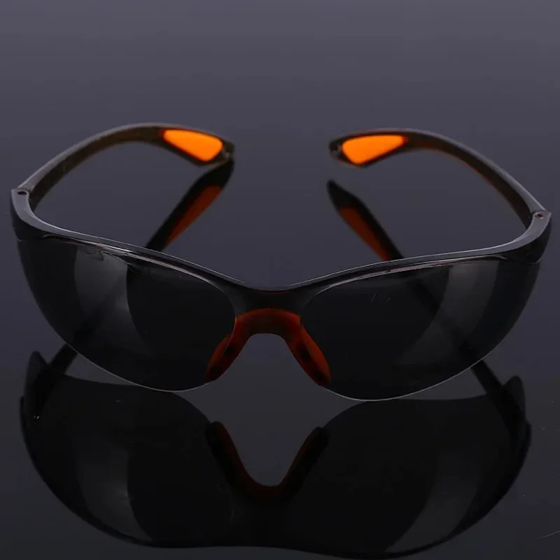 Universal Anti-splash Goggles Work Safety Industrial Eye Protection Cycling Windproof Dustproof Blinds Goggle Unisex