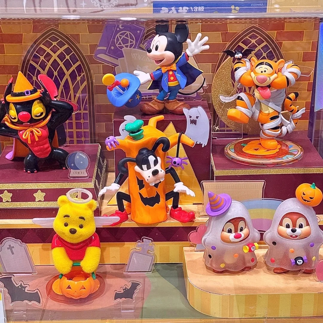 Autentica scatola cieca Disney Halloween Night Series Simpatico modello di decorazione per il desktop Giocattolo da collezione alla moda Regalo di compleanno